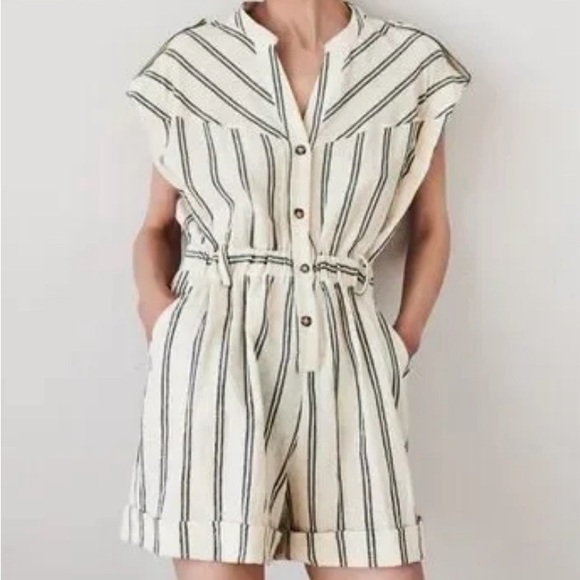 Zara Pants - Zara ivory blue XS  stripe cotton Rustic cap sleeve boxy button down romper